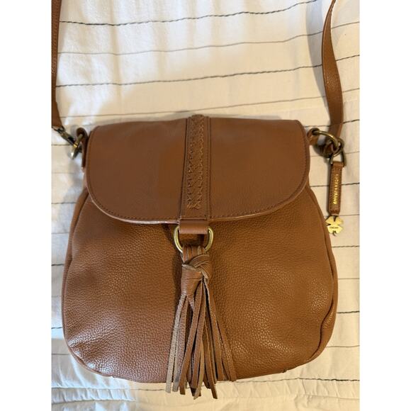 Lucky Brand | Ali Cognac Pebble Leather Flap Crossbody Saddle Bag Tan Tassel - Picture 6 of 12